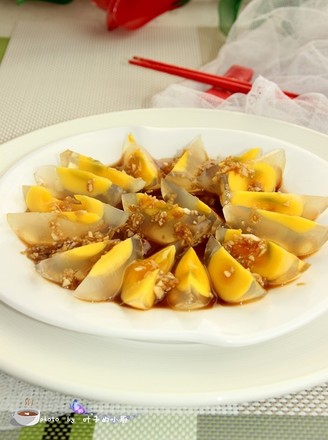 Songhua Egg with Ginger Sauce recipe