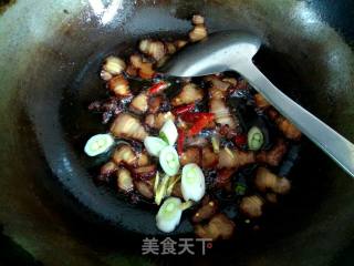 Stir-fried Bacon with Cabbage and Pepper recipe