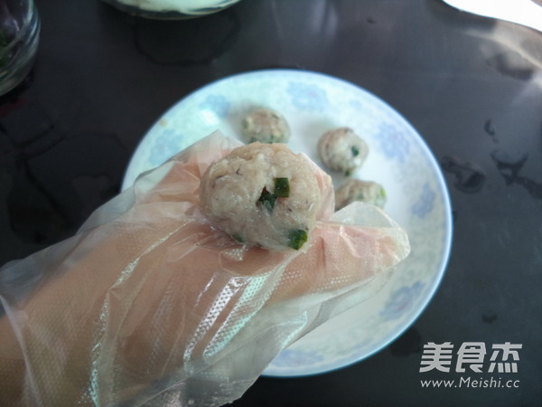 White Radish Fish Ball Soup recipe