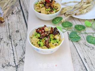 Mushroom Oil Mixed with Bamboo Shoots and Dried Edamame recipe