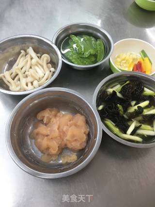 Stir-fried Pork with Asparagus, Snow Pea and Fungus recipe