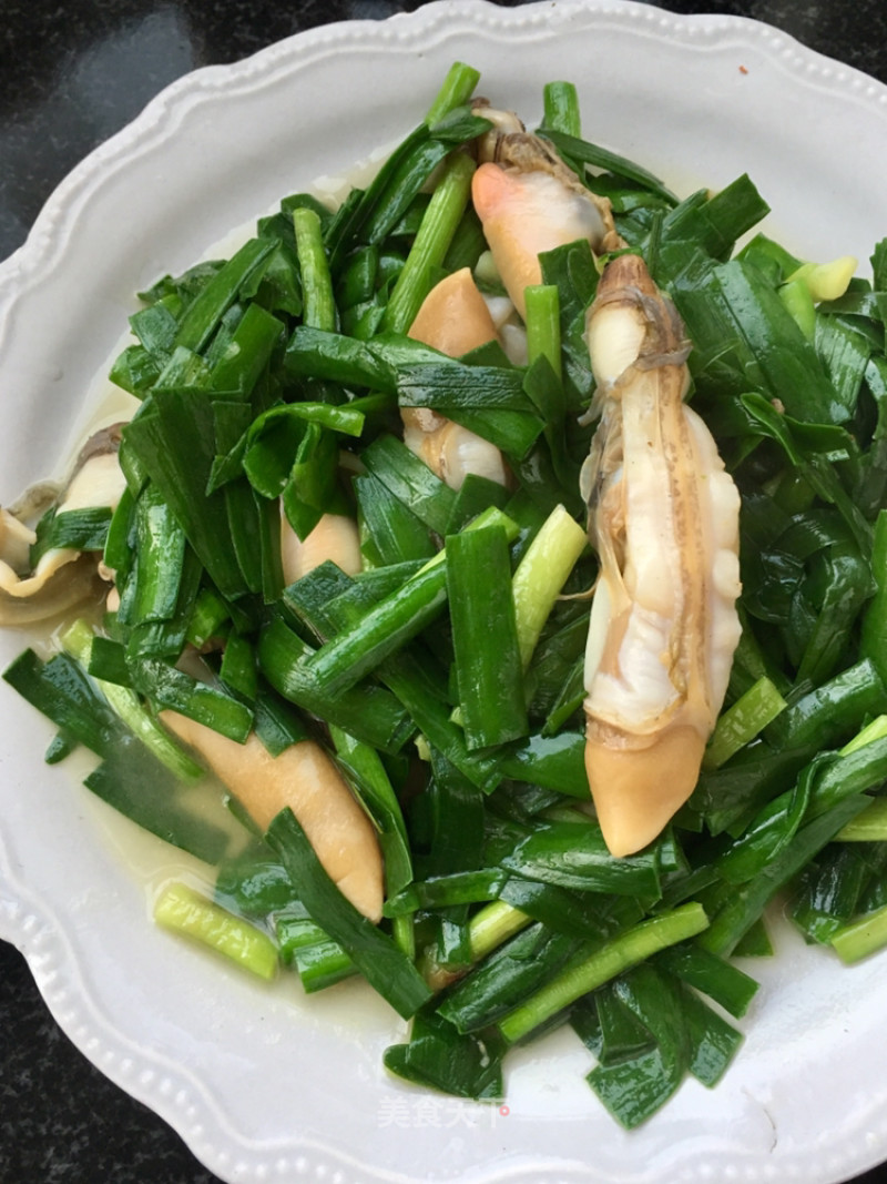Fried Razor Clam with Leek recipe