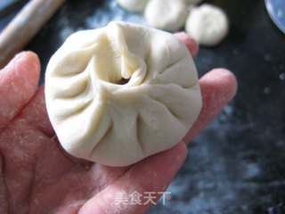 Pork Buns with Potato Sauce recipe