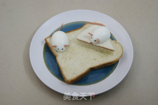 Who Stole The Cheese & Toast Also Sells Cute-mouse Cheese Version of Milk Toast recipe