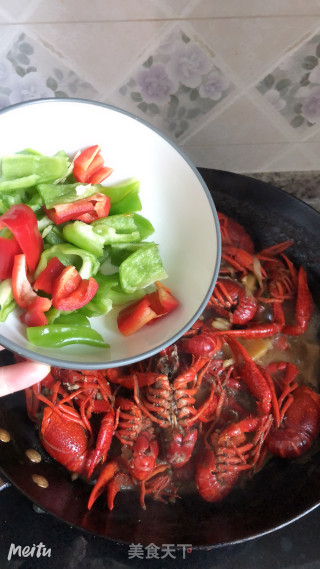 Cool Version Thirteen Fragrant Crayfish recipe