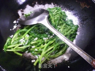 Garlic Chrysanthemum recipe
