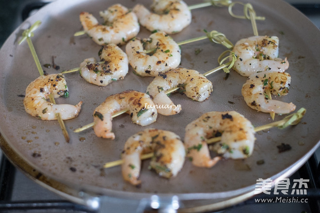 Pan-fried Shrimp Skewers recipe