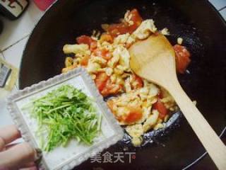 Tomato Scrambled Eggs recipe