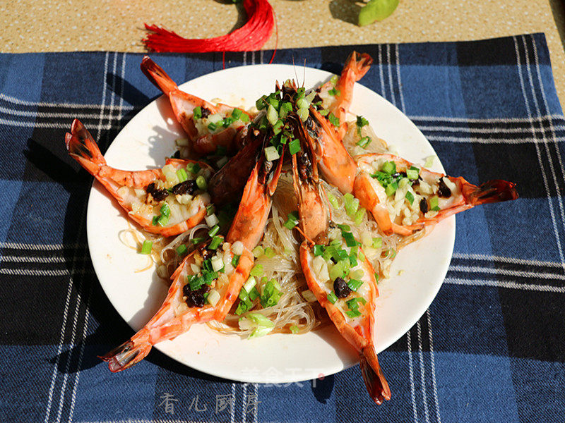 Steamed Prawns with Garlic Vermicelli recipe