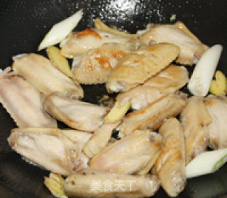 [liaoning] Braised Chicken Wings with Chestnuts recipe