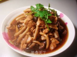 Stewed Pork with Tea Tree Mushroom recipe