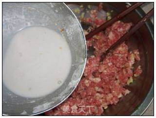 Steamed Cilantro Meatballs recipe
