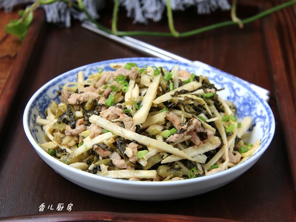 Sauerkraut Pork Bamboo Shoots recipe