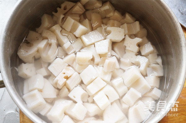 Cold and Crispy Lotus Root recipe