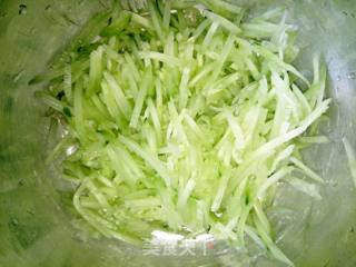 Cucumber Enoki Mushroom with Hash Sauce recipe
