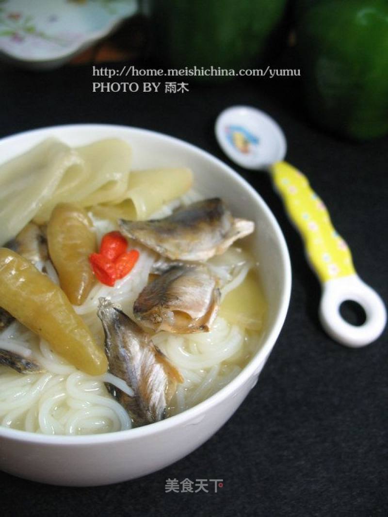 Mustard with Mustard, Salted Fish and Vermicelli in Clay Pot recipe