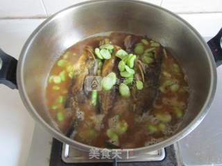 Braised Bean Rice with Yellow Bone Fish recipe