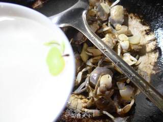Stir-fried White Jade Crab recipe