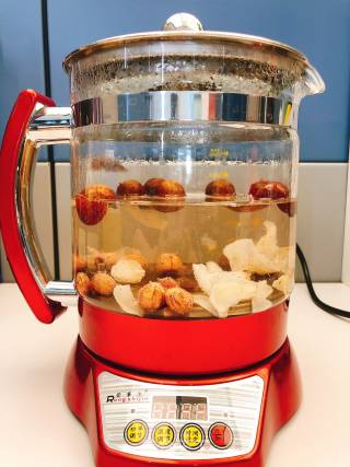 Longan Lotus Seed Lily Tea recipe