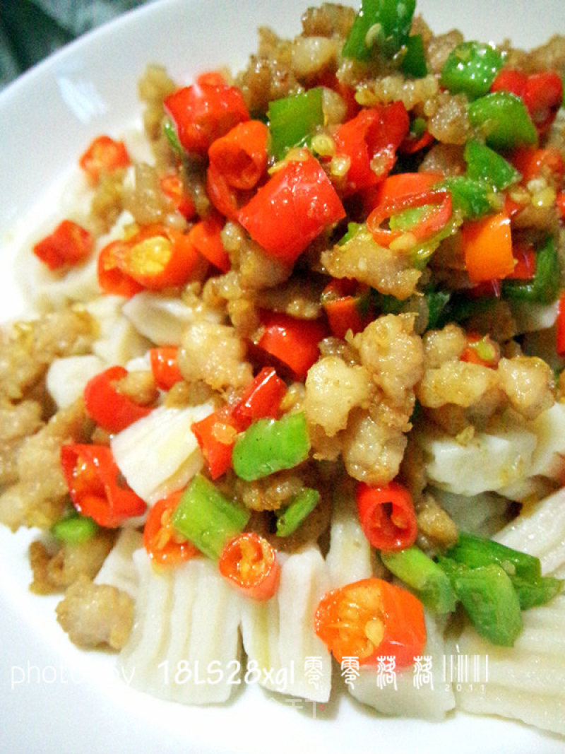 Sushi Noodles with Double Pepper Minced Meat recipe