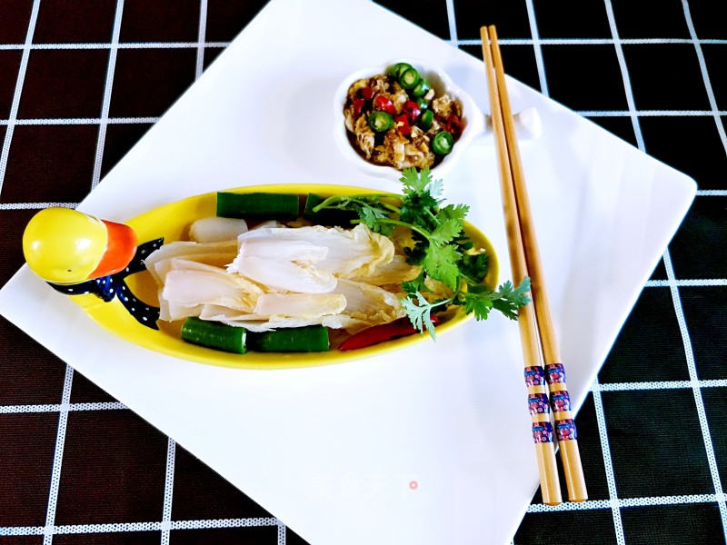 Sauerkraut Heart Dipped Egg Chili Sauce recipe