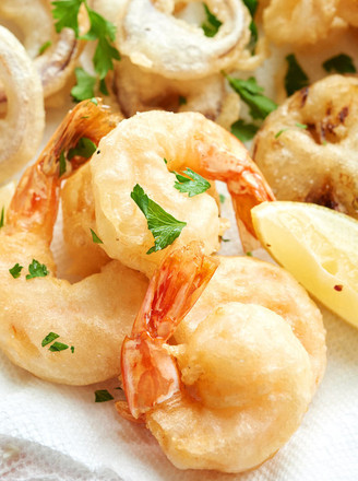 Fried Seafood, Lemon, Onion that You Must Have Never Tasted