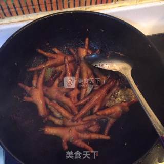 Spiced Chicken Feet recipe