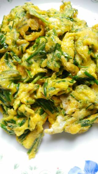 Scrambled Eggs with Wild Onion recipe