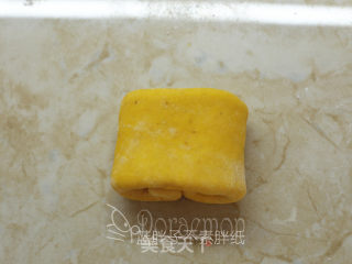 Whole Wheat Pumpkin Rolls recipe