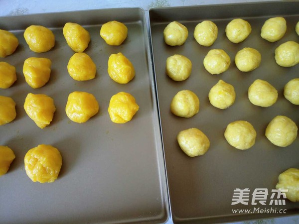 Signature Custard Mooncake recipe