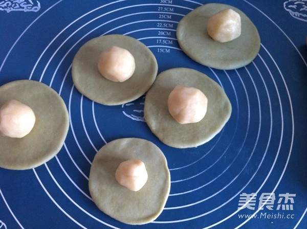 Matcha Spiral Pastry recipe