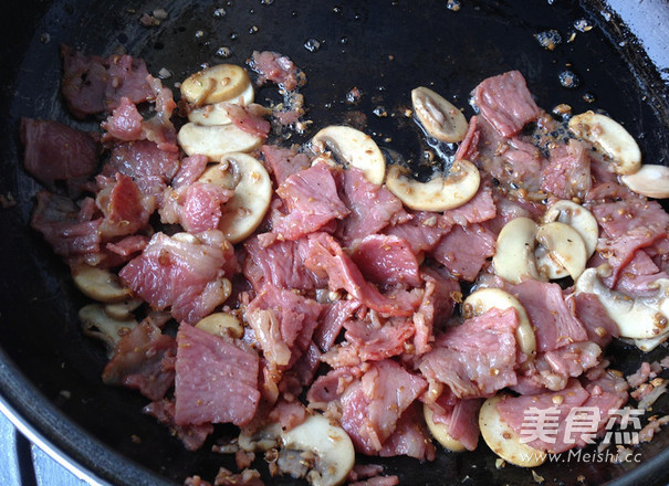 Mushroom Bacon Salad recipe