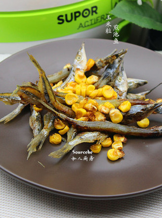 Fried Pond Fish with Corn Kernels recipe