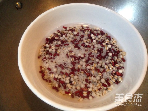 Chixiaodou Barley Congee recipe