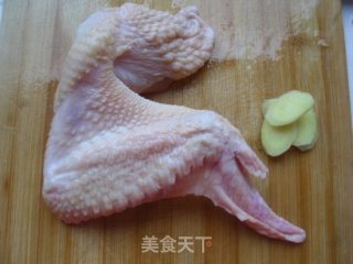 Lidong Tonic——stewed Chicken Wings with Fish Gelatin and American Ginseng recipe