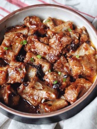 Steamed Spare Ribs with Garlic and Black Bean Sauce recipe