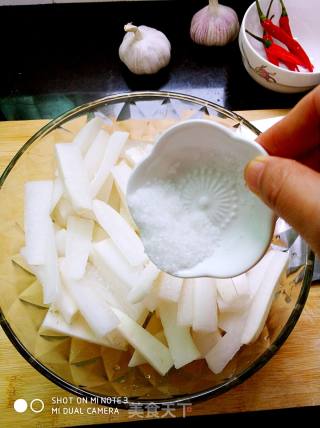 Sweet and Sour Crispy Radish recipe