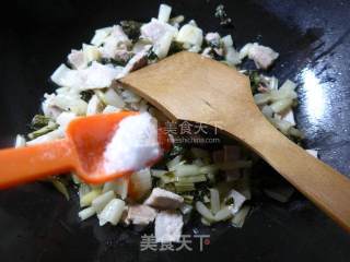 Fried Pickled Cabbage with Pork recipe