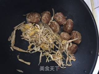 Meatball Vegetarian Chicken Pot recipe