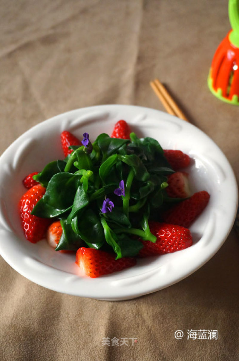 Strawberry Andrographis Salad recipe