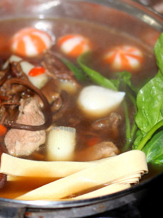 Chashu Mushroom Pork Ribs Hot Pot recipe