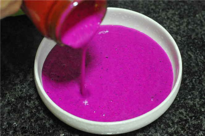 Dragon Fruit Milkshake Bowl recipe