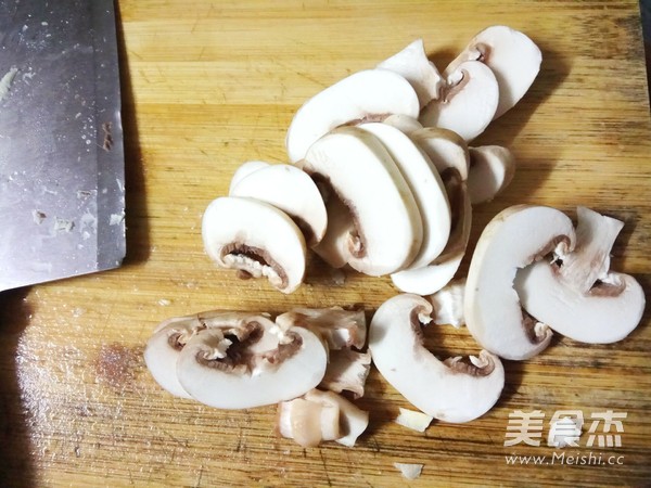 Winter Bamboo and Mushroom Chicken Soup recipe