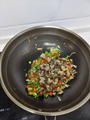 Simple Stir-fried Bullfrog recipe