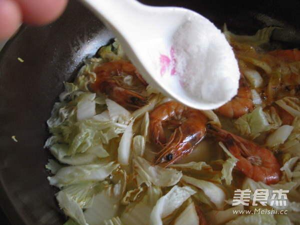 Sea Shrimp and Cabbage Soup recipe