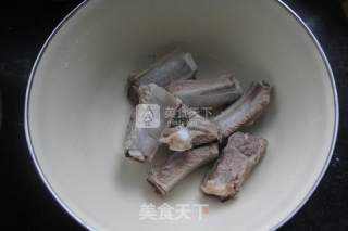 Mushroom and Yam Spare Ribs Health Soup recipe