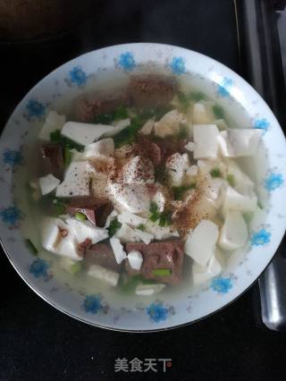 Duck Blood Tofu Soup recipe