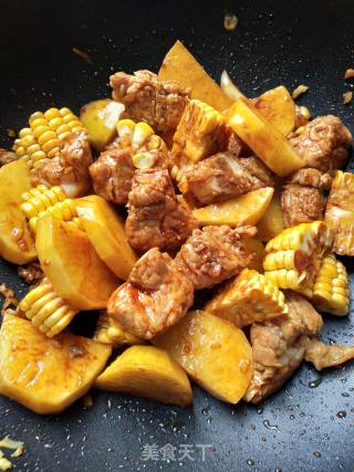 Roasted Pork Ribs with Corn and Potatoes recipe