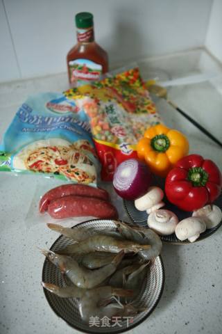 9 Inch Shrimp and Sausage Pizza recipe