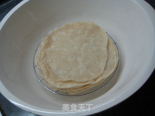 Beijing-flavored Spring Pancakes-pancakes with Pork Shoulders recipe